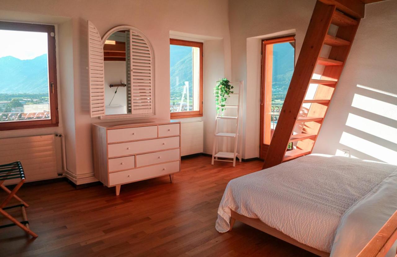 Wisteria House - Holiday Apartment Cadenazzo Εξωτερικό φωτογραφία