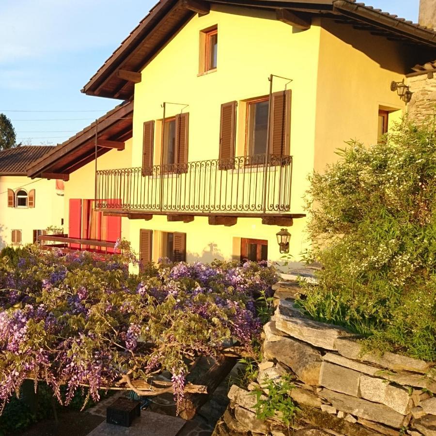 Wisteria House - Holiday Apartment Cadenazzo Εξωτερικό φωτογραφία